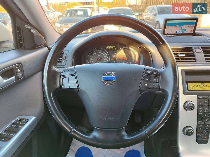 Седан Volvo S40 2011 в Киеве фото 32 Седан Volvo S40 2011 в Киеве