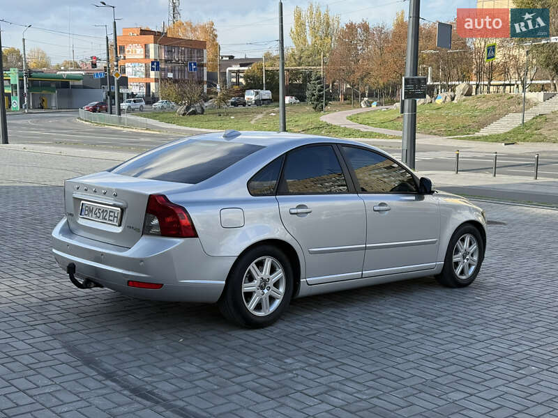 Седан Volvo S40 2012 в Днепре