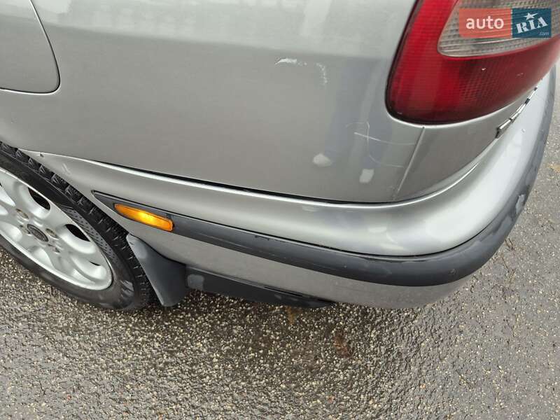 Седан Volvo S40 2000 в Киеве