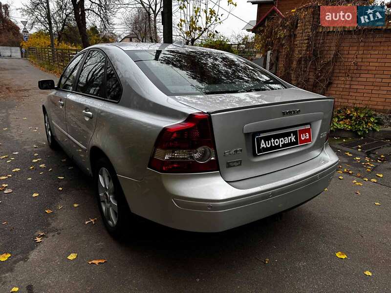 Седан Volvo S40 2005 в Киеве