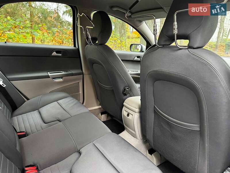 Седан Volvo S40 2005 в Киеве