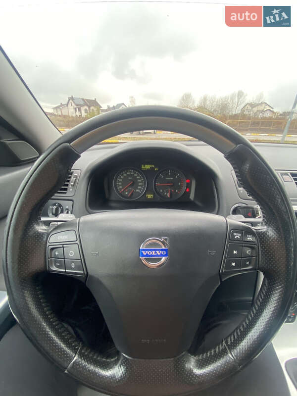 Седан Volvo S40 2011 в Житомирі