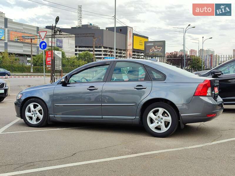 Седан Volvo S40 2011 в Киеве фото 5 Седан Volvo S40 2011 в Киеве