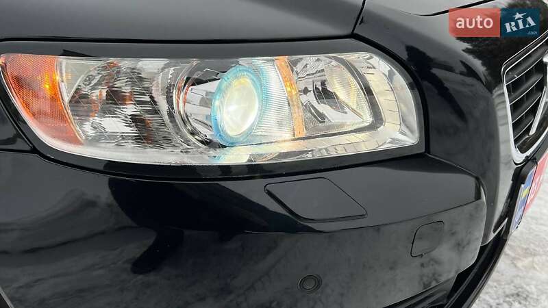 Седан Volvo S40 2010 в Луцьку