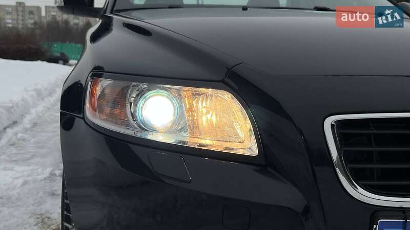 Седан Volvo S40 2010 в Луцьку