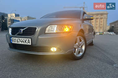 Седан Volvo S40 2008 в Харькове