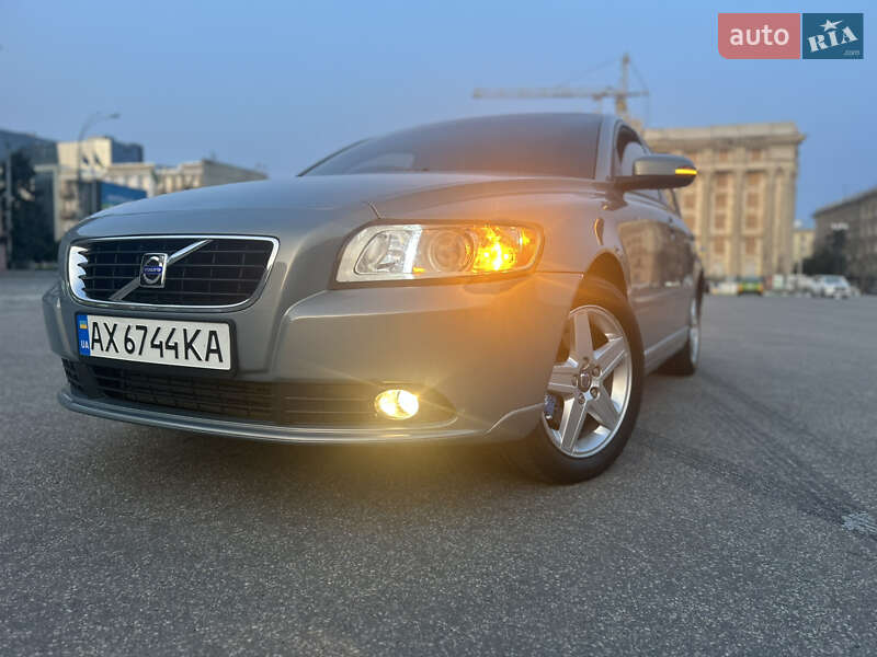 Седан Volvo S40 2008 в Харкові