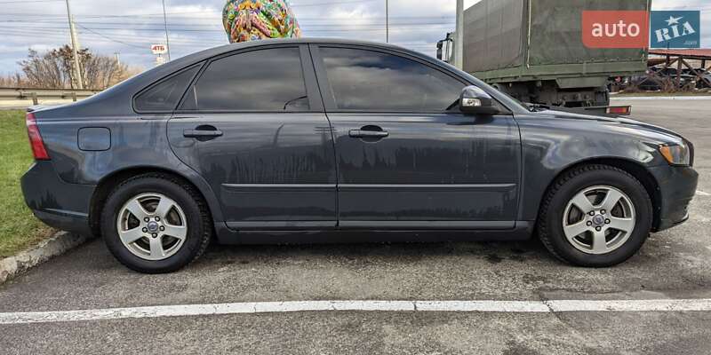 Седан Volvo S40 2009 в Киеве фото 5 Седан Volvo S40 2009 в Киеве