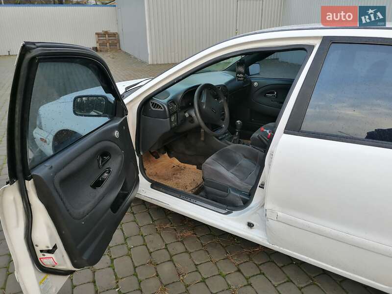 Седан Volvo S40 1998 в Черкасах фото 7 Седан Volvo S40 1998 в Черкасах