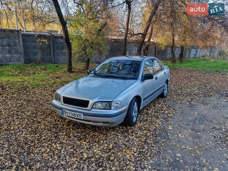 Volvo S40