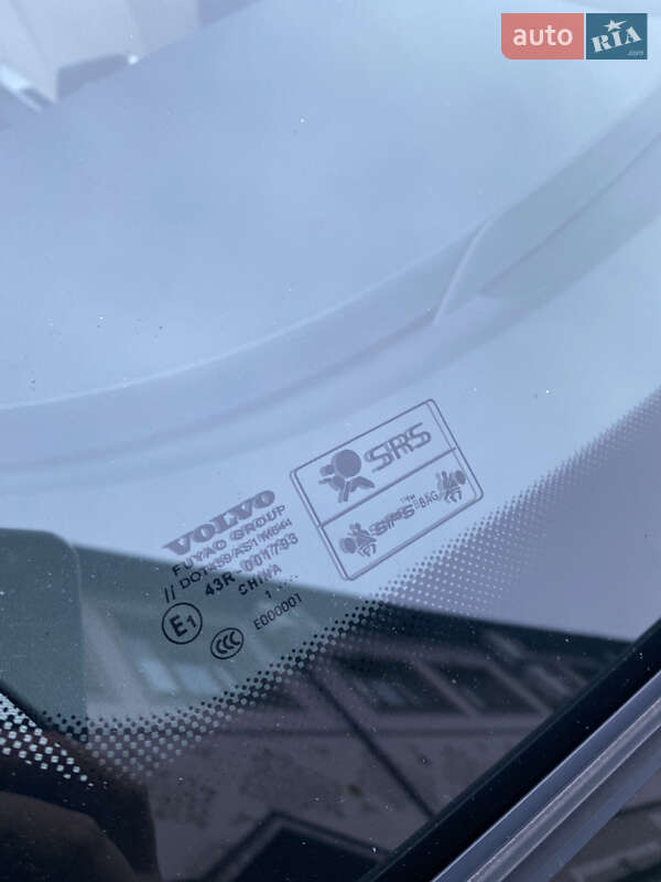 Седан Volvo S40 2011 в Стрию