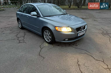 Седан Volvo S40 2012 в Житомирі