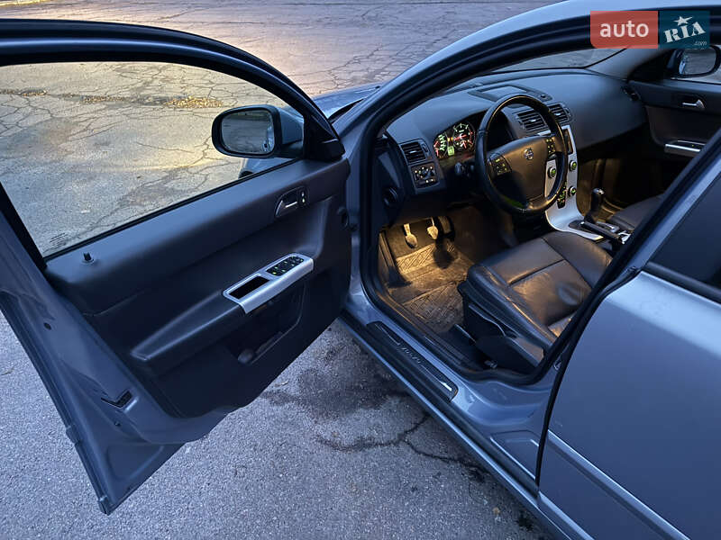 Седан Volvo S40 2012 в Житомирі