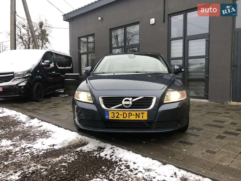 Седан Volvo S40 2011 в Івано-Франківську
