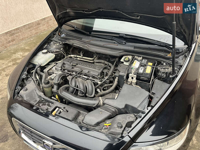 Седан Volvo S40 2008 в Южноукраїнську