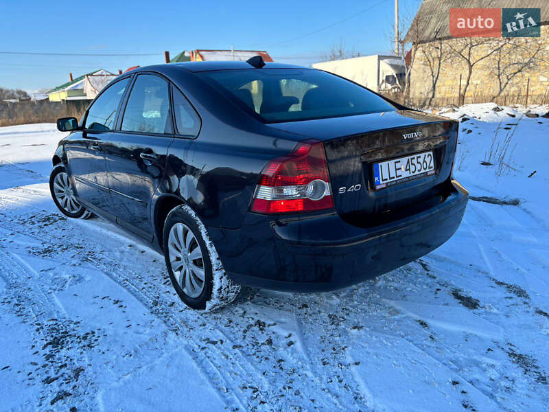 Седан Volvo S40 2005 в Киеве фото 3 Седан Volvo S40 2005 в Киеве