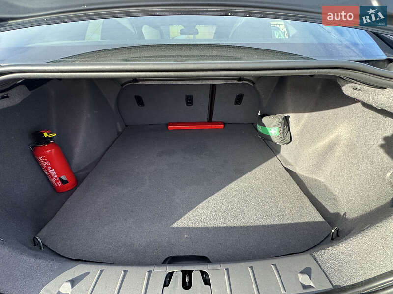 Седан Volvo S40 2011 в Стрию фото 40 Седан Volvo S40 2011 в Стрию