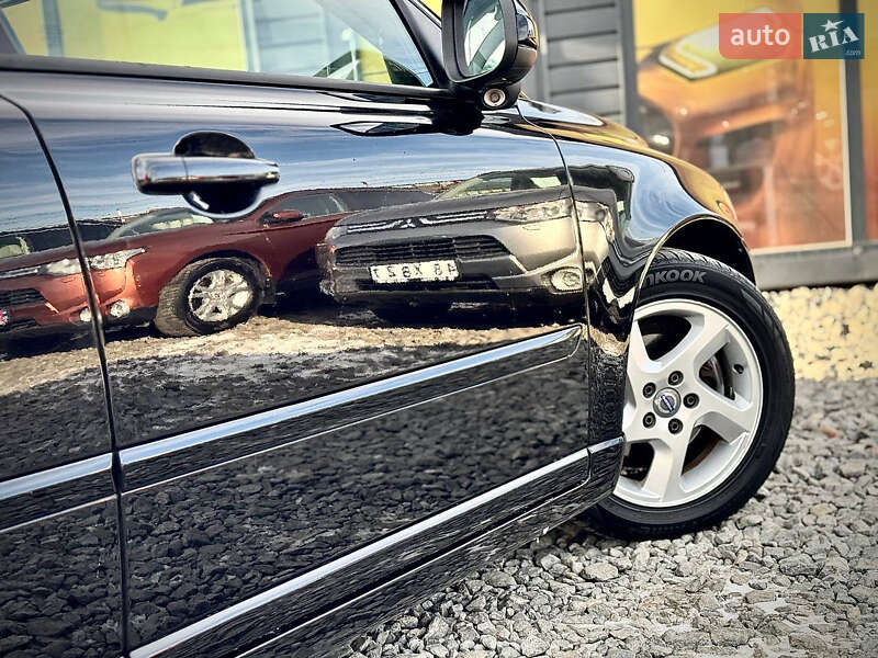 Седан Volvo S40 2011 в Стрые