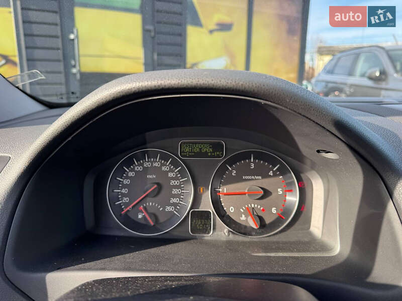 Седан Volvo S40 2011 в Стрые