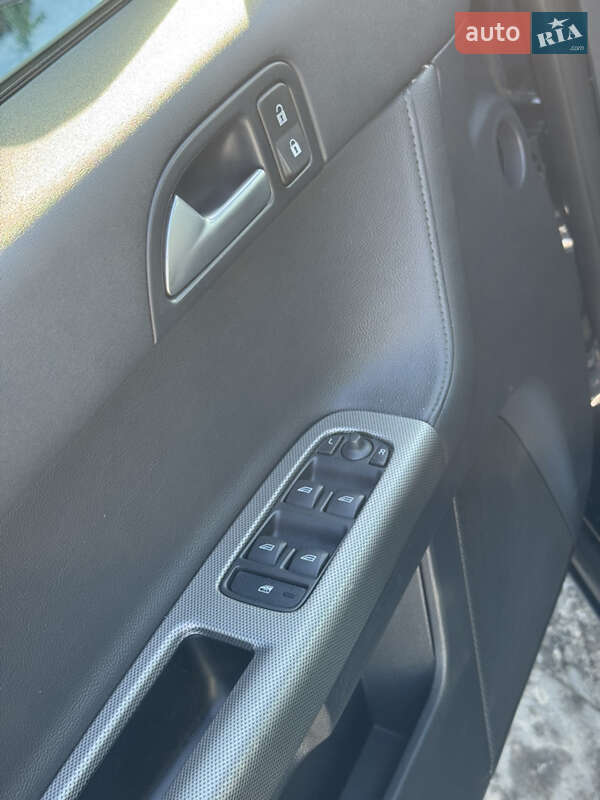 Седан Volvo S40 2011 в Стрые фото 34 Седан Volvo S40 2011 в Стрые