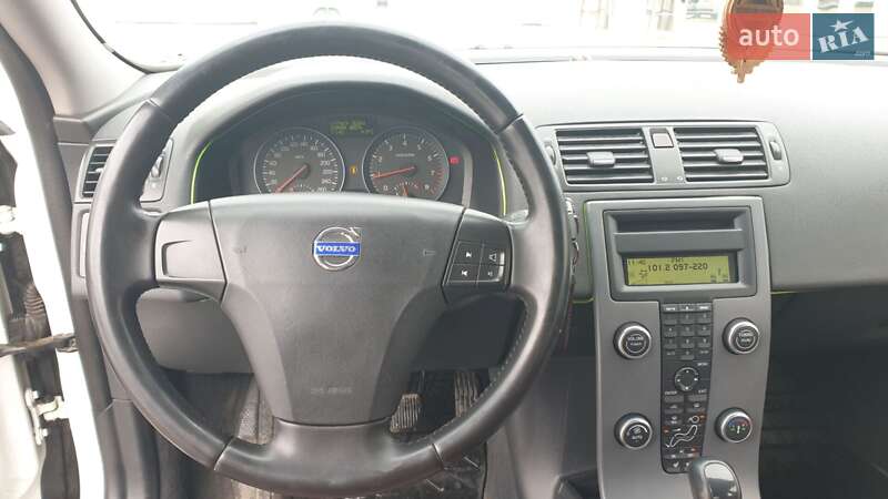 Седан Volvo S40 2011 в Хмельницькому