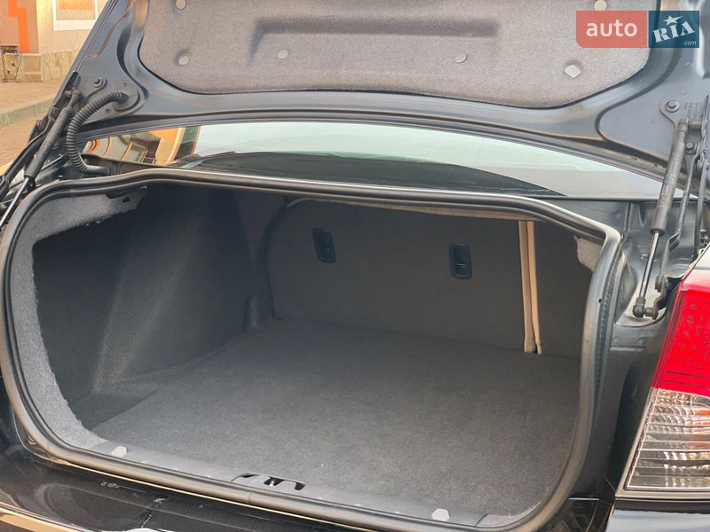 Седан Volvo S40 2011 в Стрию