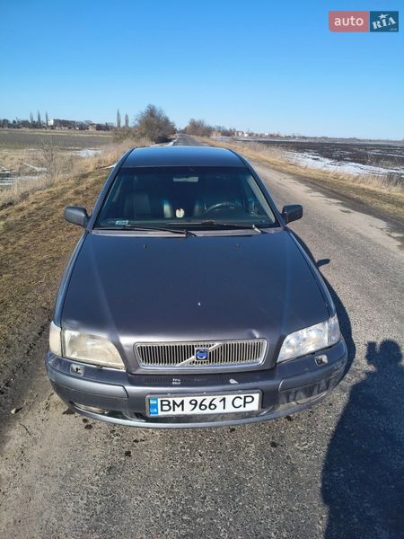 Volvo S40 2001