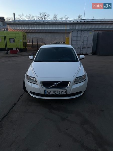 Седан Volvo S40 2008 в Киеве