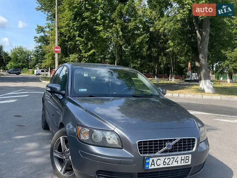 Volvo S40