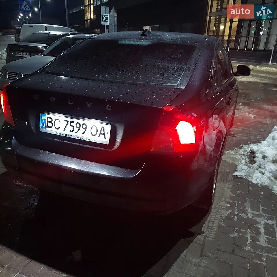 2011 Volvo S40 - мініатюра 17