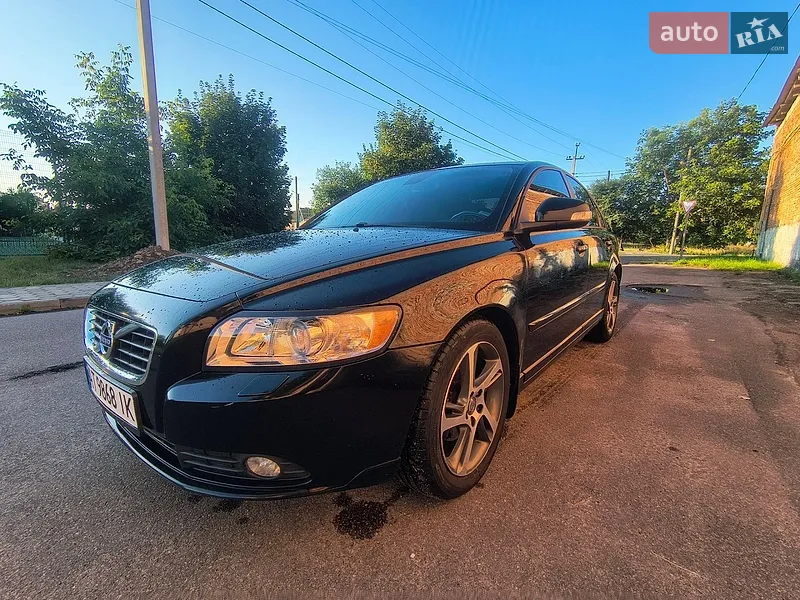 Volvo S40