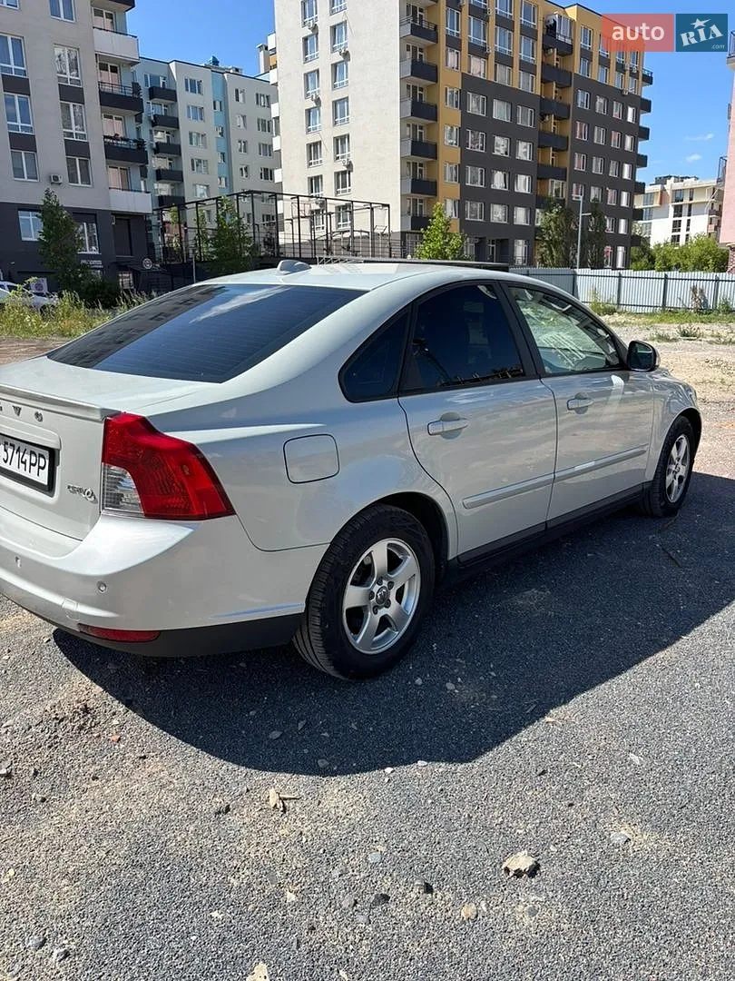 2010 Volvo S40 - мініатюра 3