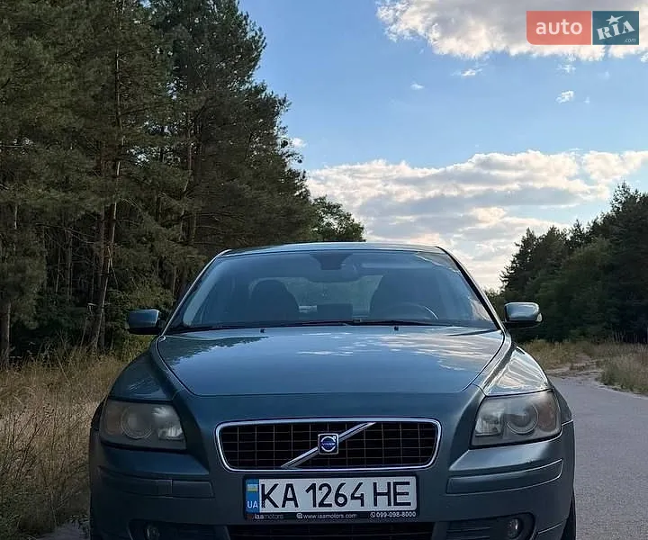 Volvo S40