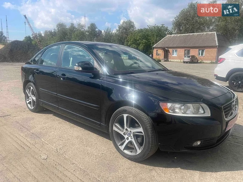 Volvo S40