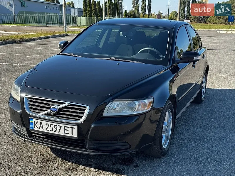 Volvo S40