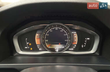 Седан Volvo S60 Cross Country 2017 в 