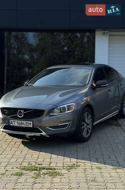 Універсал Volvo S60 Cross Country 2016 в Черкасах