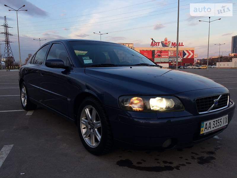 Седан Volvo S60 2004 в Киеве фото 5 Седан Volvo S60 2004 в Киеве