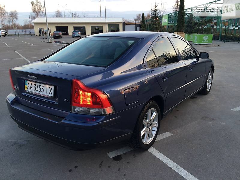 Седан Volvo S60 2004 в Киеве фото 9 Седан Volvo S60 2004 в Киеве