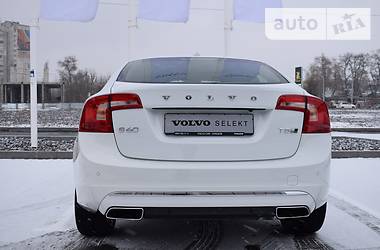 Седан Volvo S60 2016 в Харькове