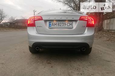 Седан Volvo S60 2011 в Житомире