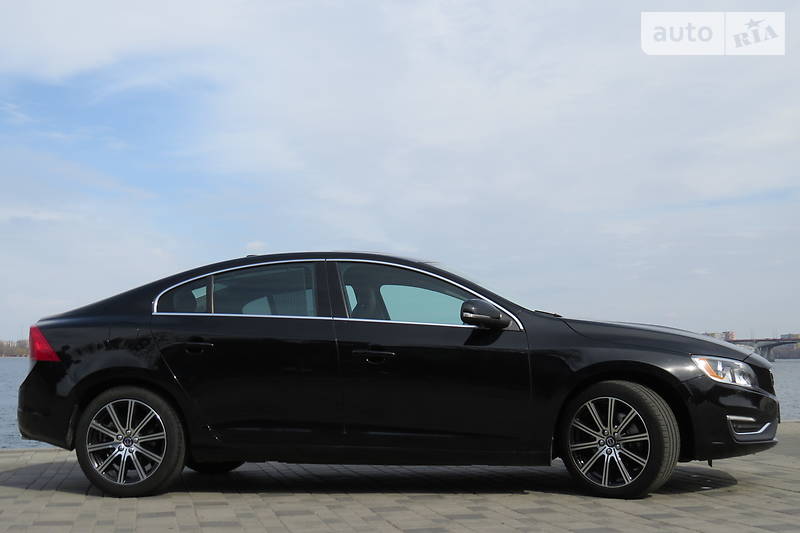Седан Volvo S60 2017 в Дніпрі