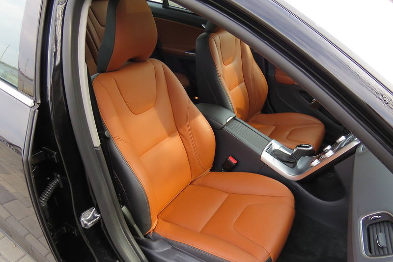 Седан Volvo S60 2017 в Дніпрі