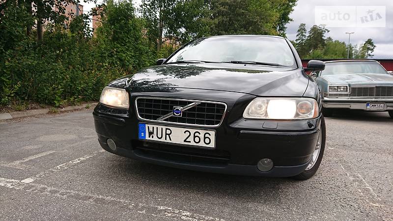 Седан Volvo S60 2005 в Львове