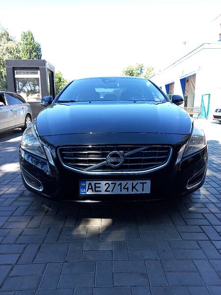 Седан Volvo S60 2011 в Полтаві