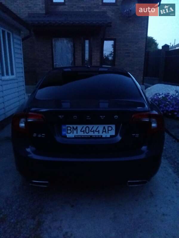Седан Volvo S60 2013 в Сумах
