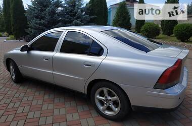 Седан Volvo S60 2001 в Прилуках