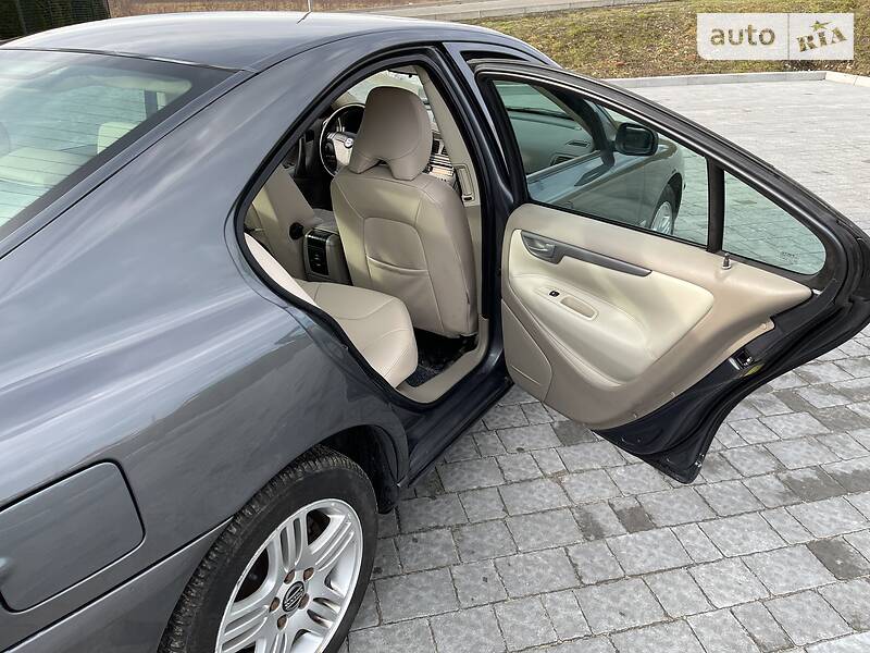Седан Volvo S60 2005 в Стрые