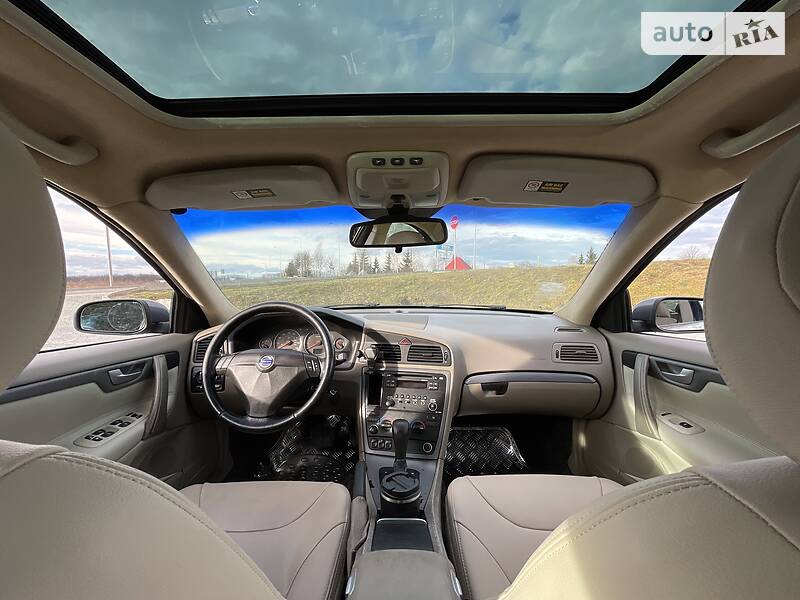 Седан Volvo S60 2005 в Стрые