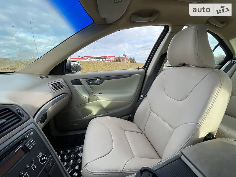 Седан Volvo S60 2005 в Стрые